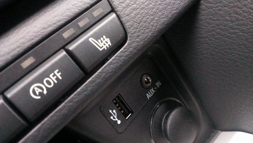 USB-Audio Schnittstelle, AUX-IN, Sitzheizung für Fahrer und Beifahrer